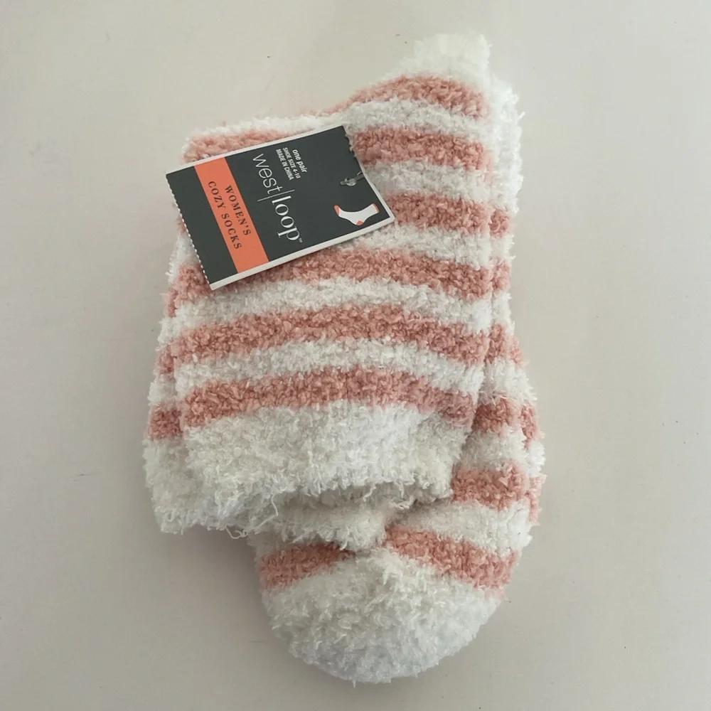 West Loop Set of 5 pairs of Cozy Socks NWT
